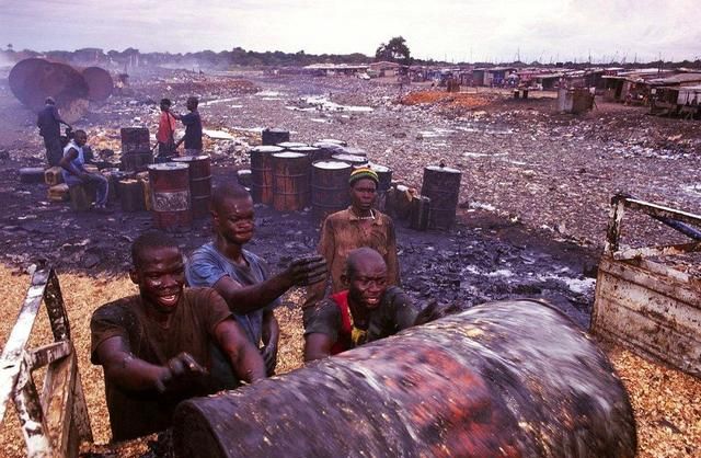 非洲人口最多的国家，油气资源极其丰富却很穷，人均日收入39元