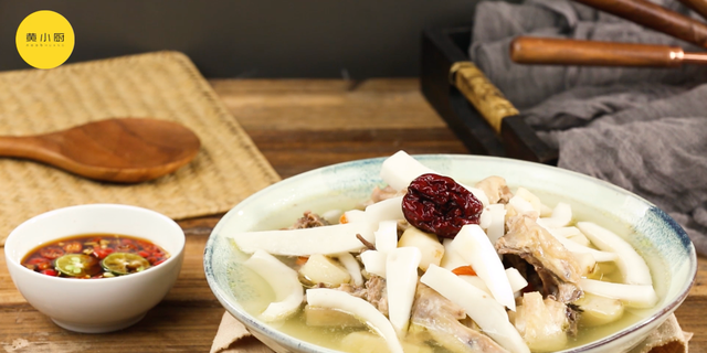 鸡鸭羊蟹，海南的四大美味谁会第一个出现在蘑菇屋的餐桌上？