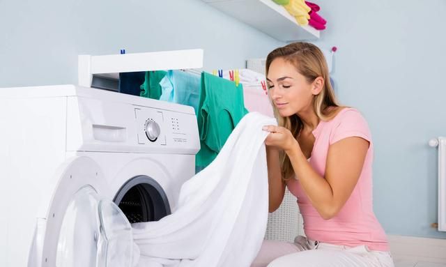 为什么宝宝衣服最好不要用洗衣机洗，个中原因妈妈们都知道吗？
