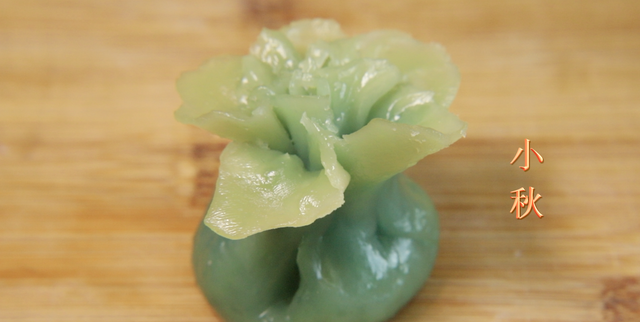 水晶饺：用一种蔬菜能做3种颜色，个个晶莹剔透，家里孩子都喜欢