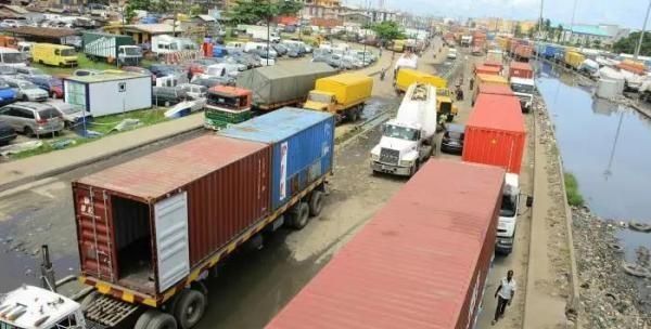 由于海关服务器故障，尼日利亚港口货物清关缓慢！近期出货请注意
