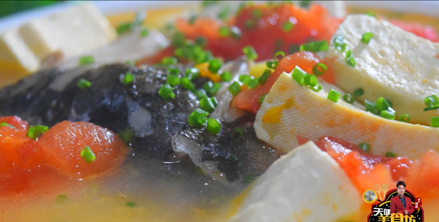 爱吃豆腐的一定要收藏，教你做营养美味的鱼头豆腐汤，好吃极了