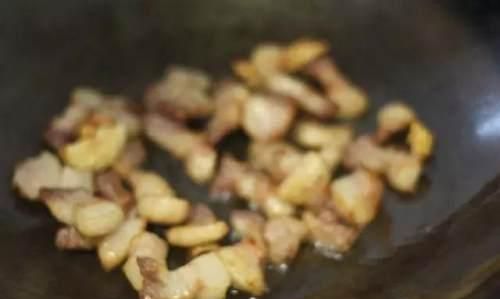 豆干炒肉的做法，加点豆瓣酱味道更下饭