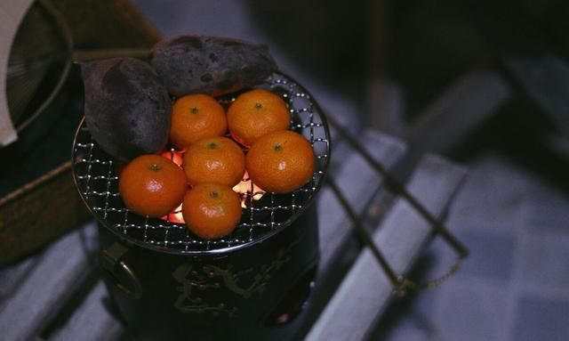 壹邦小知识：烤橘子可以用燃气灶烤吗 烤橘子要烤到什么程度