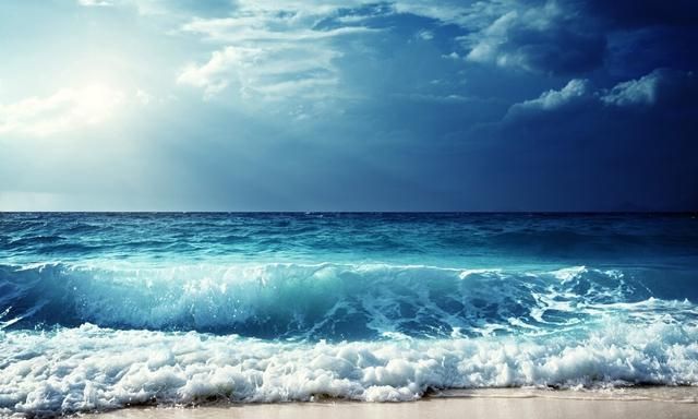 海水为什么是蓝色的？海水真正的颜色是什么