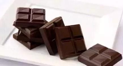 据说巧克力放到冰箱里会坏，这是真的么？