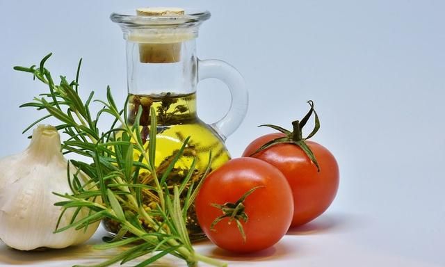 橄榄油最健康？植物油会致癌？食用油应该这么吃！