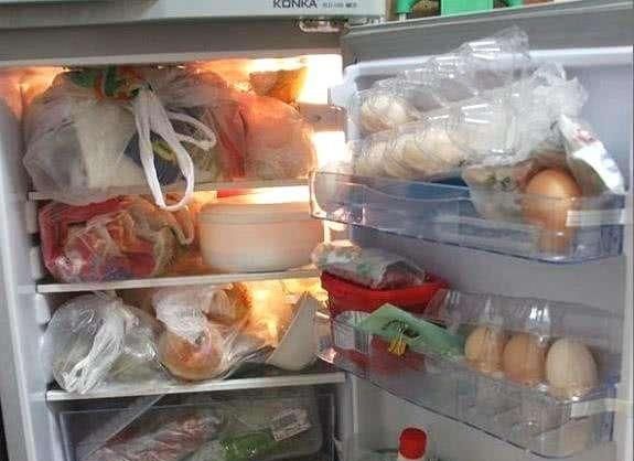 西红柿、香蕉不能放冰箱？养生专家：真正可以放冰箱里的是这3种