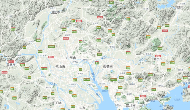 广西和广东珠三角，在地理上通过什么建立联系？