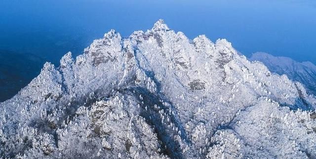 海拔只有1612米，却被尊为“太岳”，武当山是否有些名过其实？