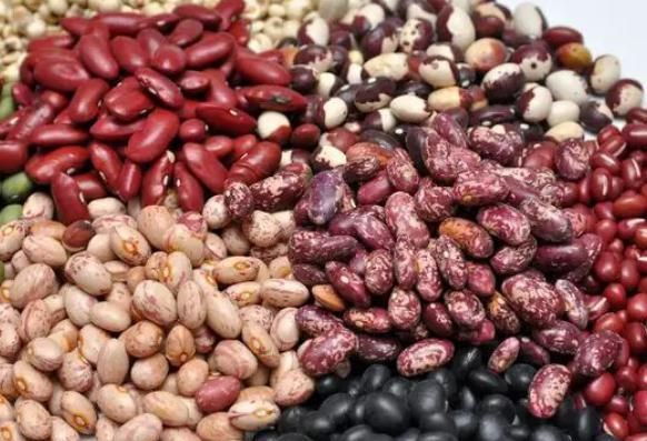 女人常吃红豆，可补血养颜，分享出4款红豆汤的做法