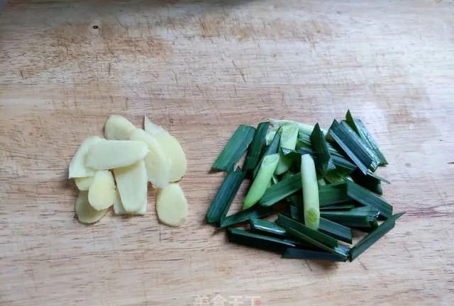 腐竹竟然有这么多美味的做法！简单易学，豆香味浓，好吃的赞不绝口
