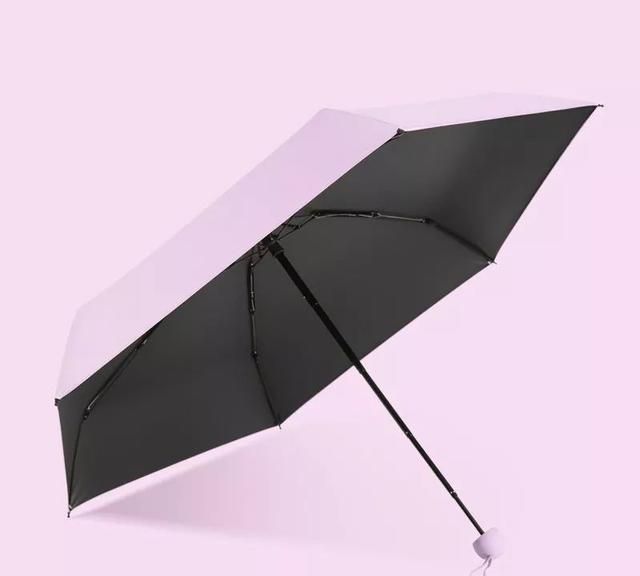 夏日防晒有多简单？这把只有手机大小的伞就能挡紫外线