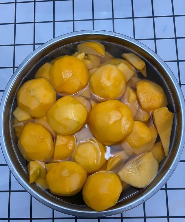 怎么制作黄桃罐头(黄桃罐头做的美食)图3