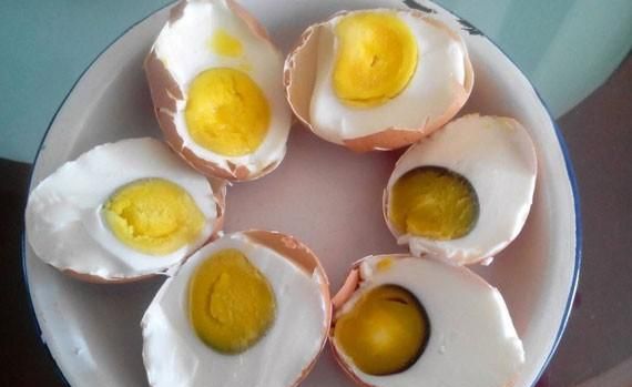 怎样腌鸡蛋,怎样腌鸡蛋出油又好吃图6