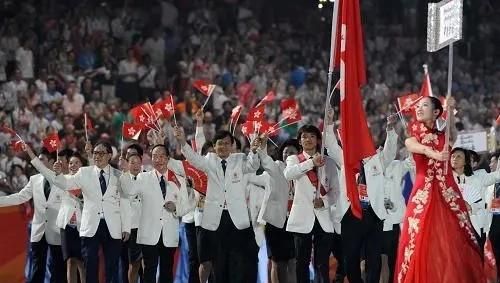奥运会开幕式中国什么时间出场,奥运会2008开幕式解放军出场图3