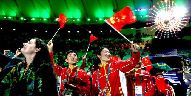 奥运会开幕式中国什么时间出场,奥运会2008开幕式解放军出场图4