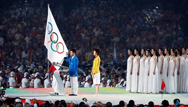 奥运会开幕式中国什么时间出场,奥运会2008开幕式解放军出场图8