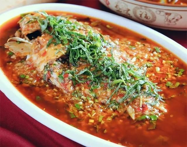 9道川味民间菜制法，​油淋鸡胗,回锅炝香鱼,外婆香肘