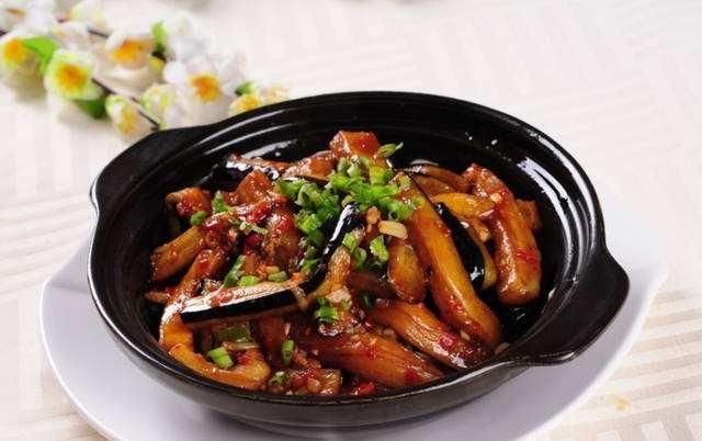 鱼香茄子煲，健康又好吃的家常菜，简单做法